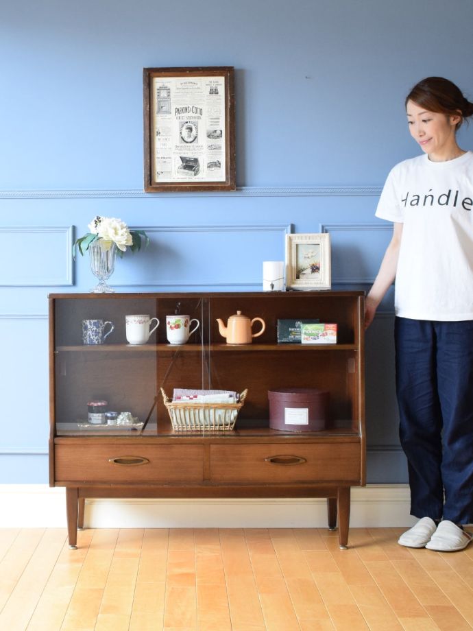 北欧スタイルのビンテージキャビネット