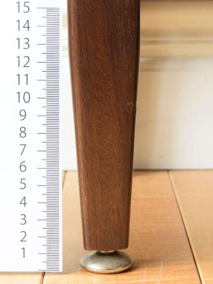 ビンテージ家具の脚