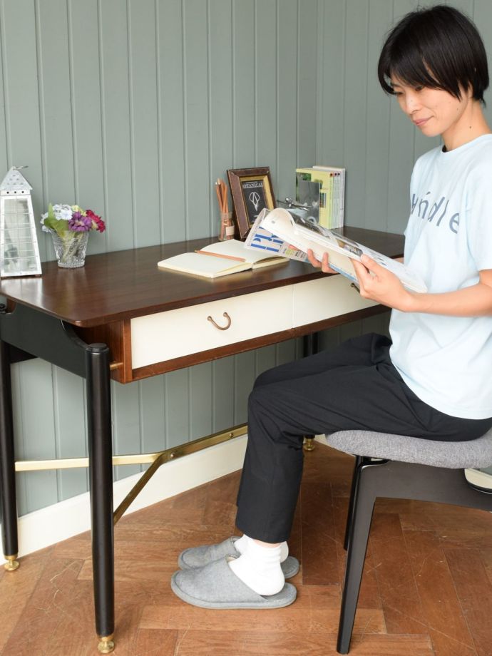 書斎机で楽しむ贅沢な時間