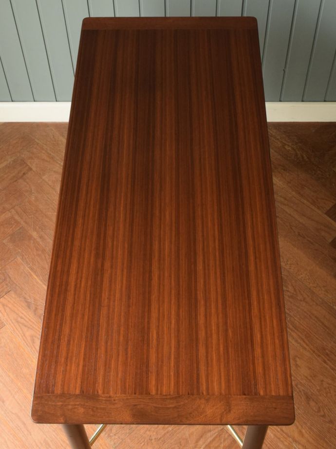 書斎机の美しい天板