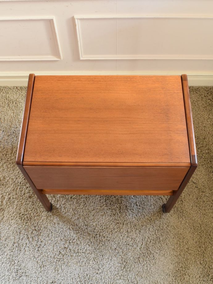 アンティークワゴンの天板