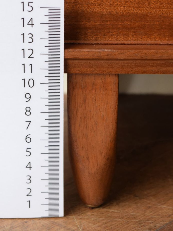 ビンテージ家具の脚