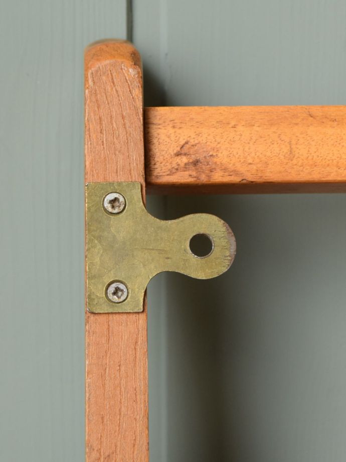 ビンテージシェルフの金具