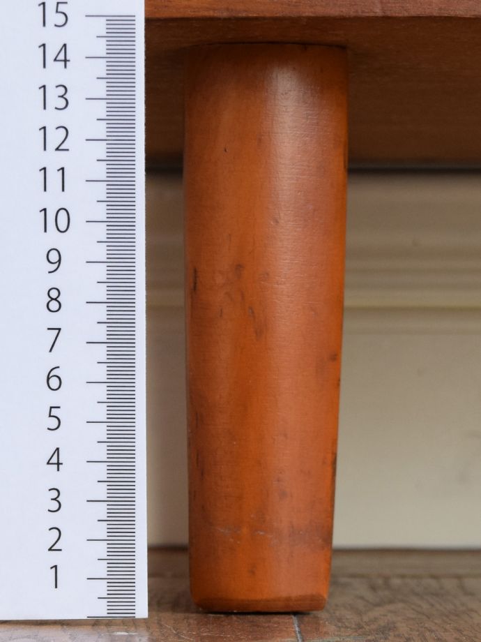 ビンテージ家具の脚