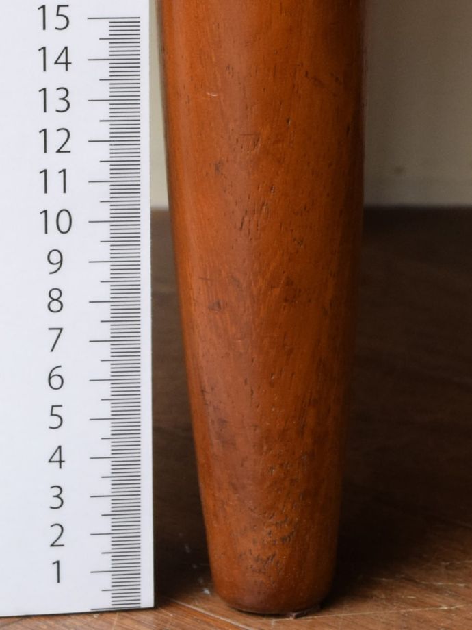 ビンテージ家具の脚