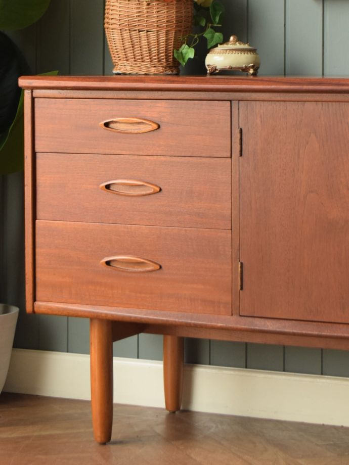 北欧スタイルのビンテージ家具