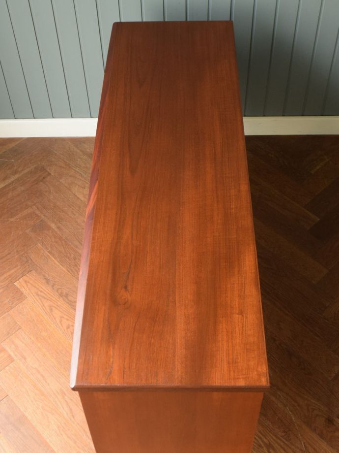 北欧スタイルの家具の天板