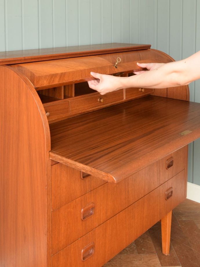 おしゃれな書斎デスク