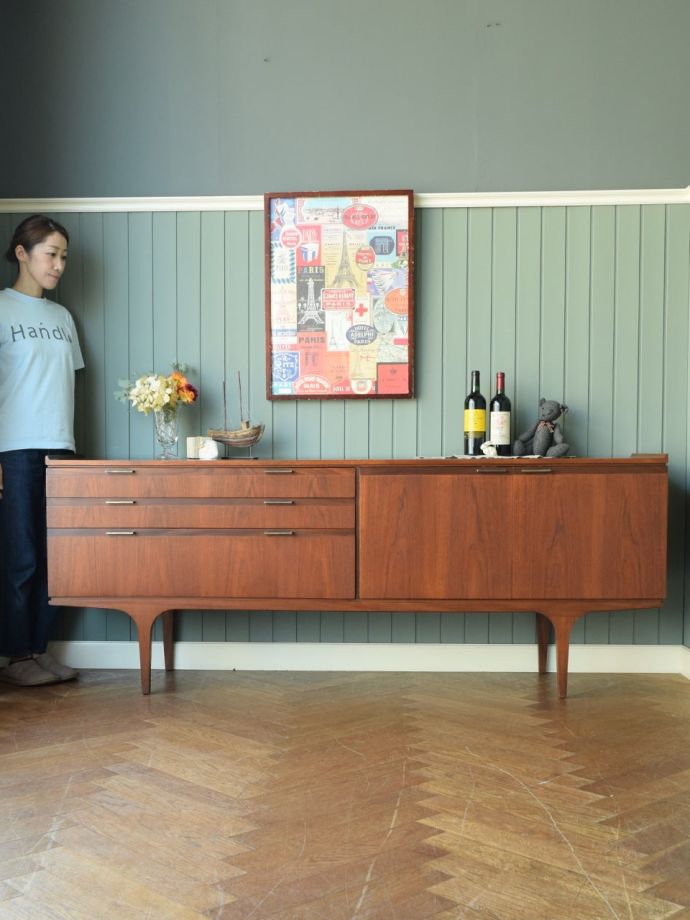 北欧スタイルのおしゃれなサイドボード