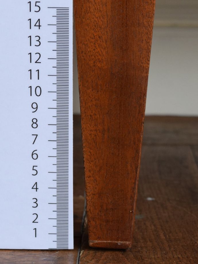 ビンテージ家具の脚