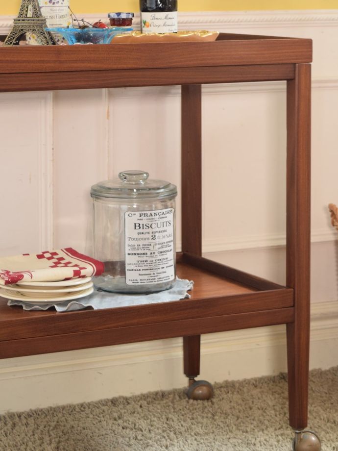 おしゃれなビンテージワゴン