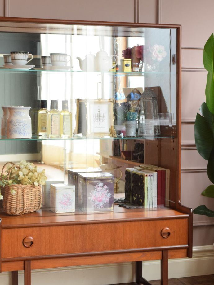 ビンテージキャビネットの扉