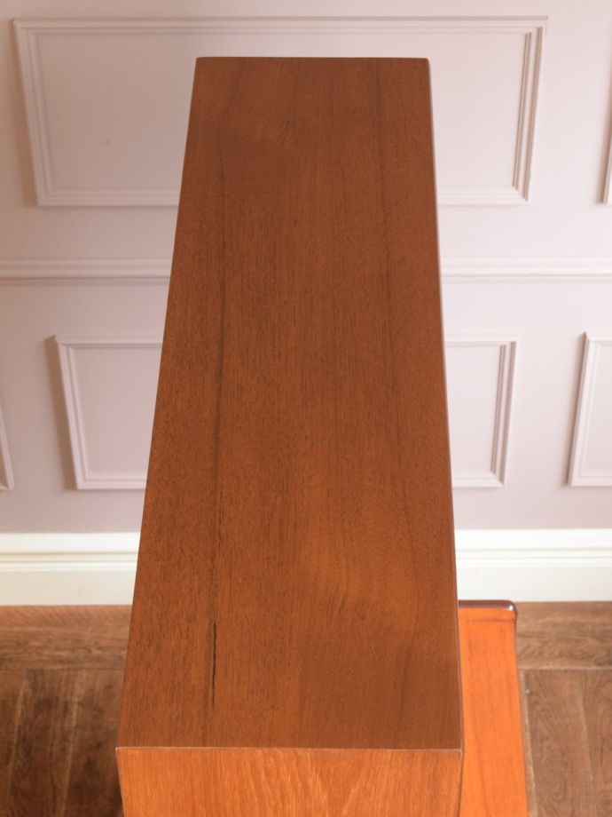 北欧キャビネットの天板