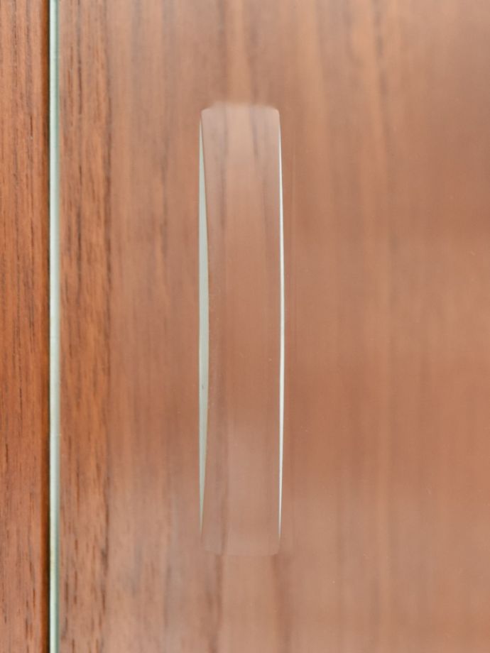 ガラス扉の取っ手