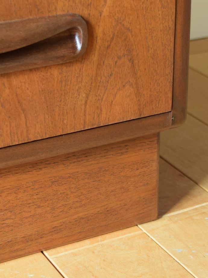 ビンテージ家具の脚