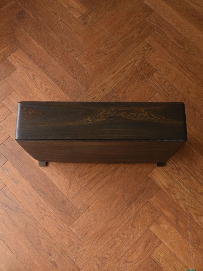 ビンテージの伸長式テーブルの天板