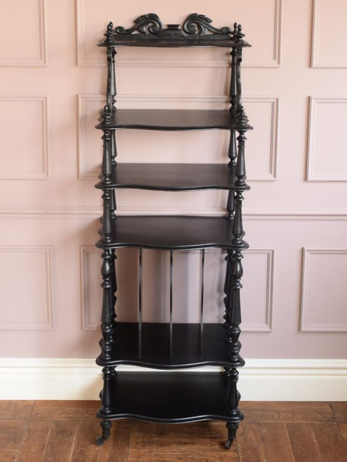 オープンシェルフの棚板