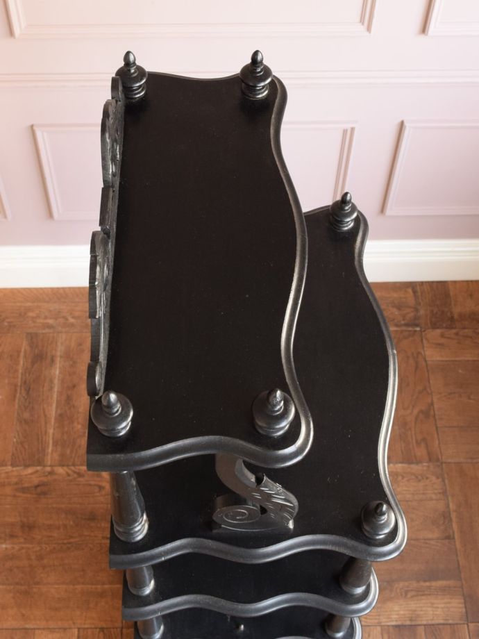 オープンシェルフの天板