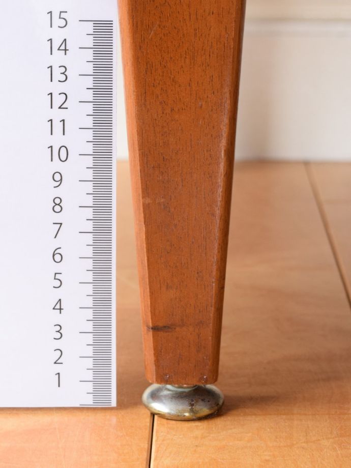 ビンテージ家具の脚