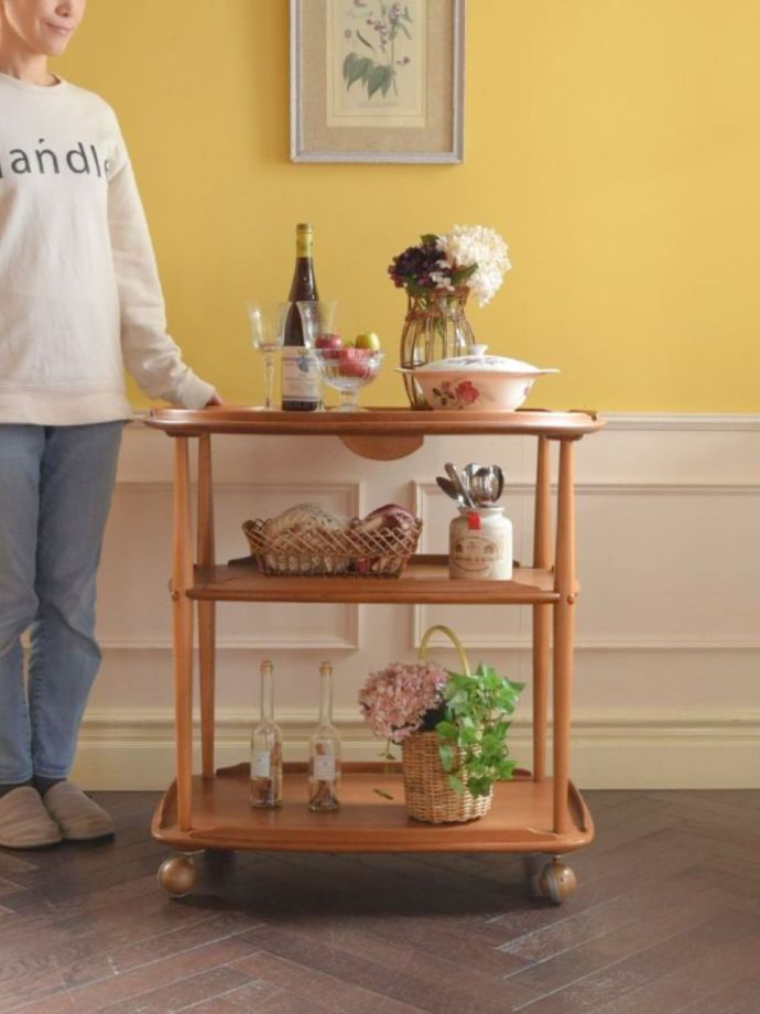 アーコール(ERCOL)のワゴン