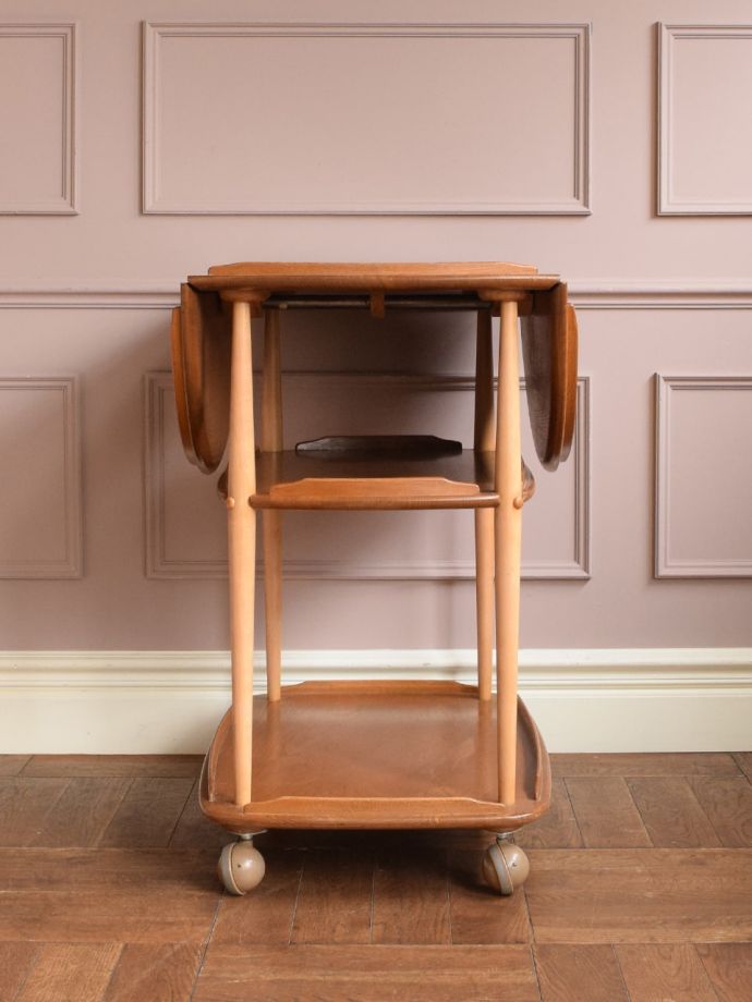 アーコールワゴンの側面