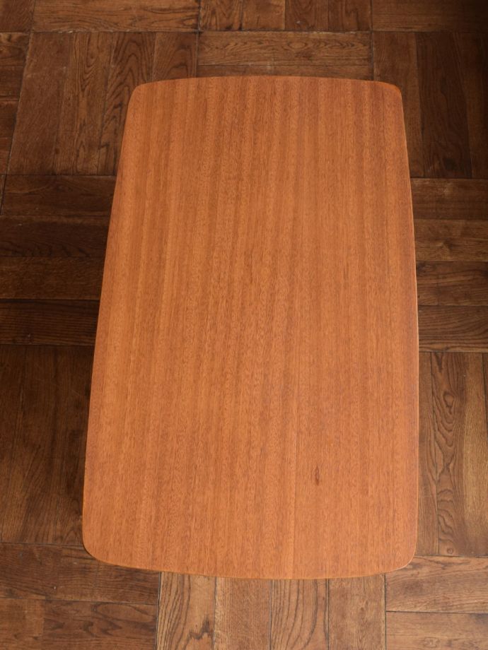 コーヒーテーブルの天板