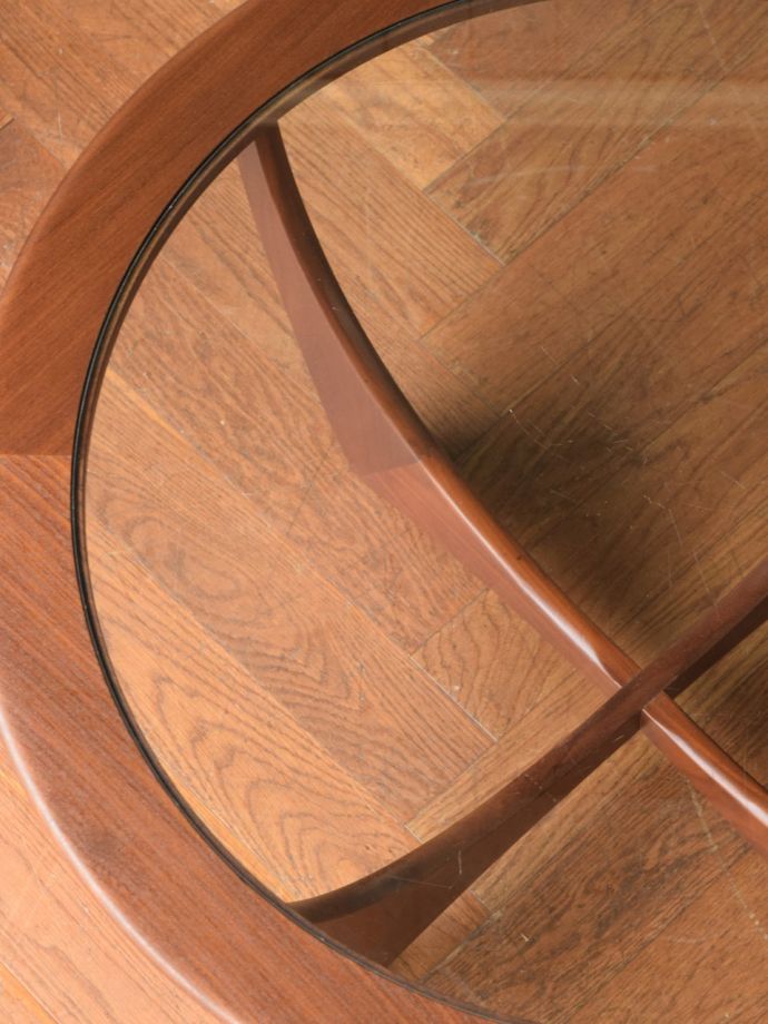 ヴィンテージ家具の天板