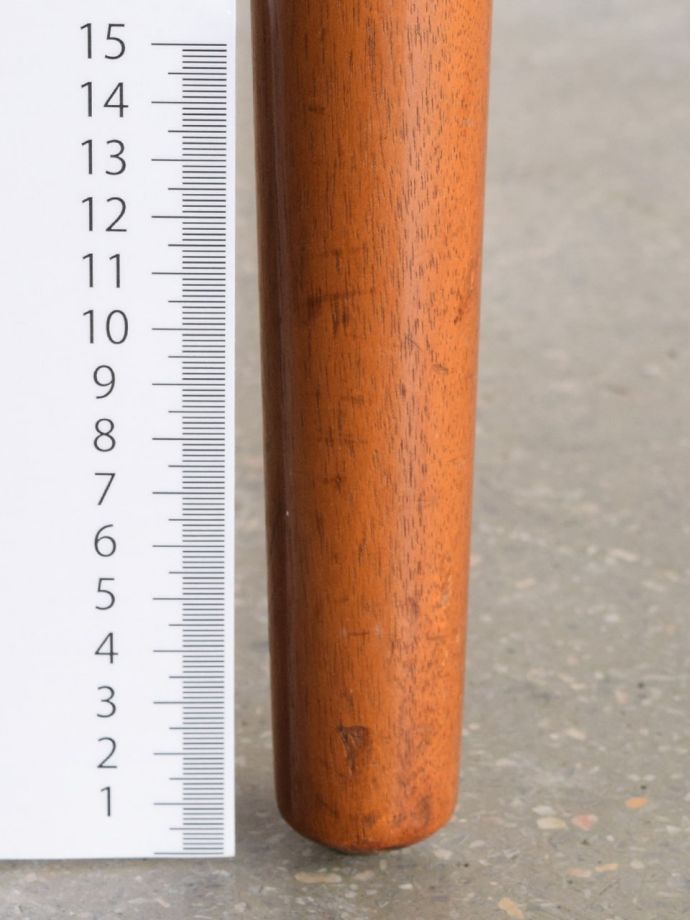 ビンテージのおしゃれな伸長式テーブル、北欧スタイルのダイニングに