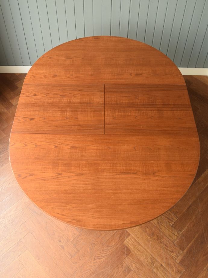 伸長式テーブルの天板