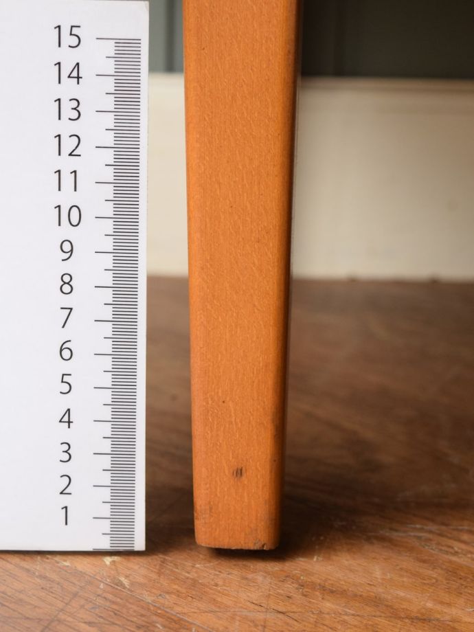 ビンテージチェストの脚