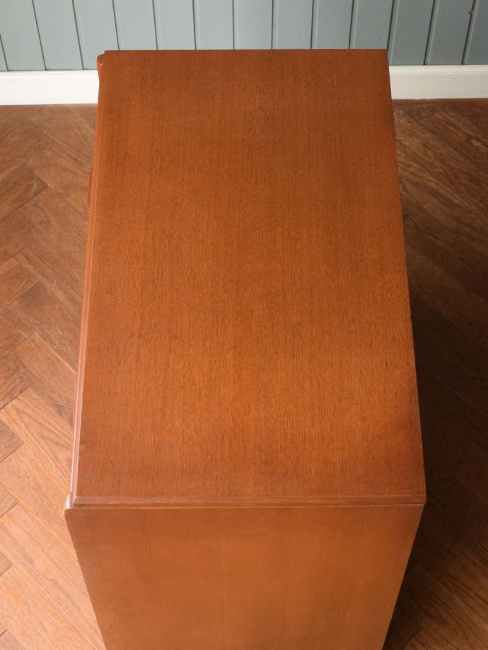 G-planのビンテージ家具の天板