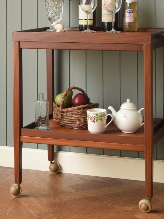 おしゃれなビンテージワゴン