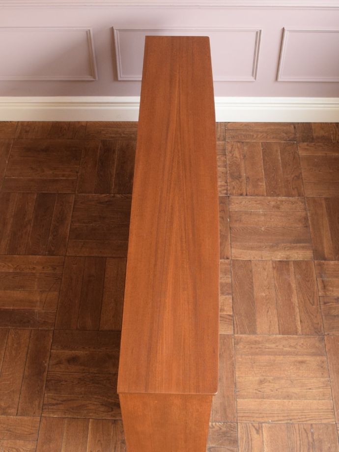 北欧キャビネットの天板