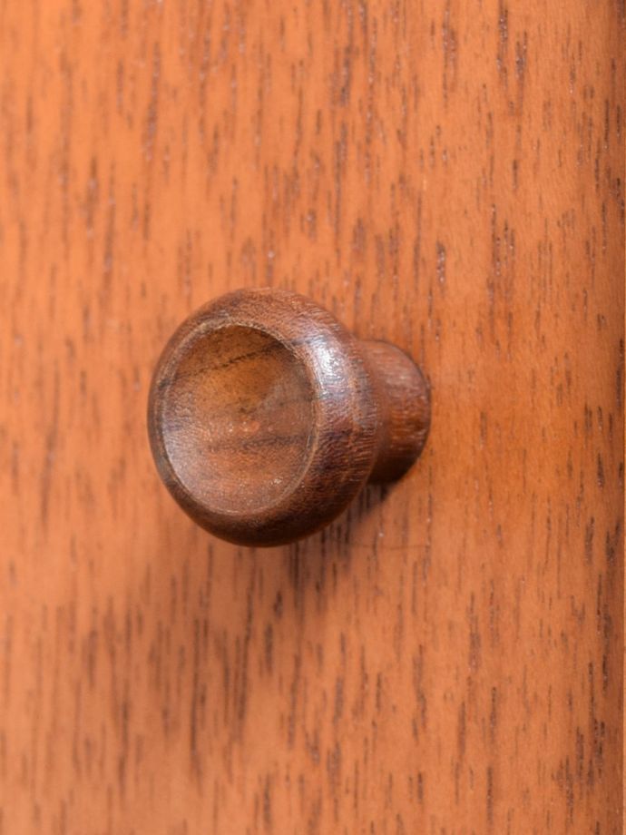 ビンテージキャビネットの取っ手