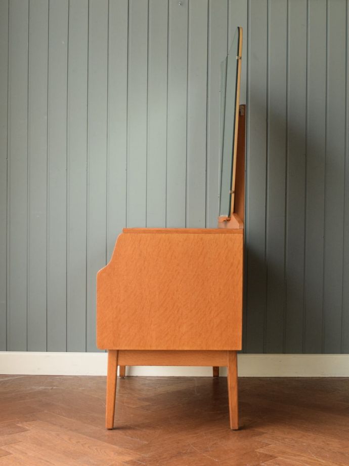 イギリスから届いたG-planの家具、ブランドン（Blandon）のおしゃれな