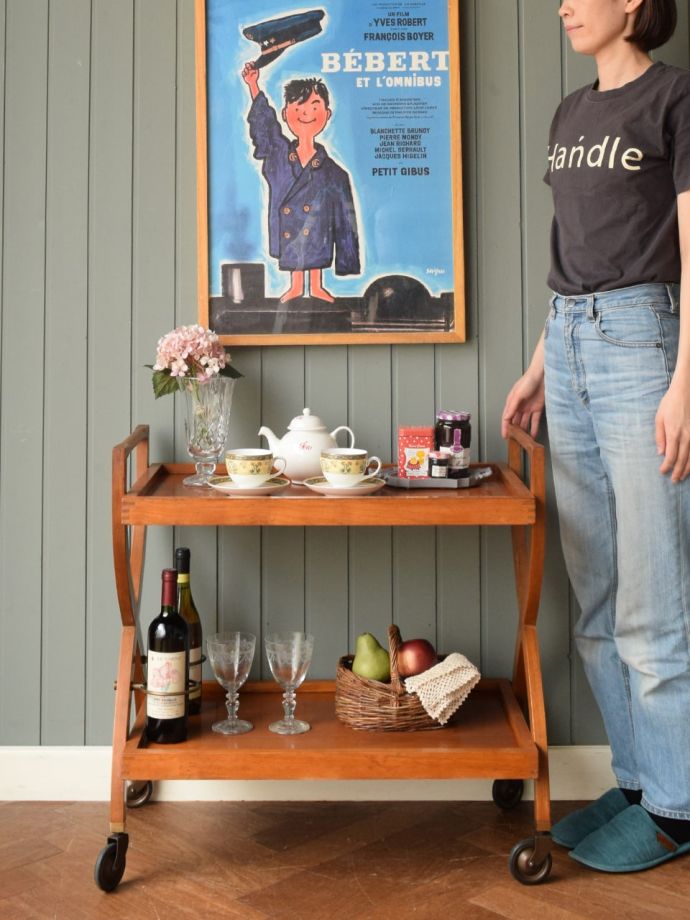 北欧スタイルのおしゃれなワゴン