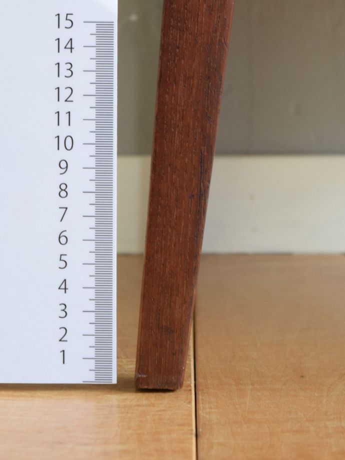 アンティーク家具の脚