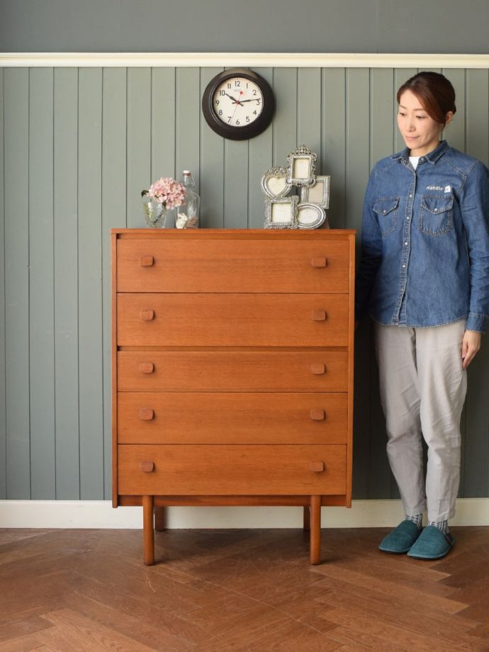 ビンテージのおしゃれなチェスト