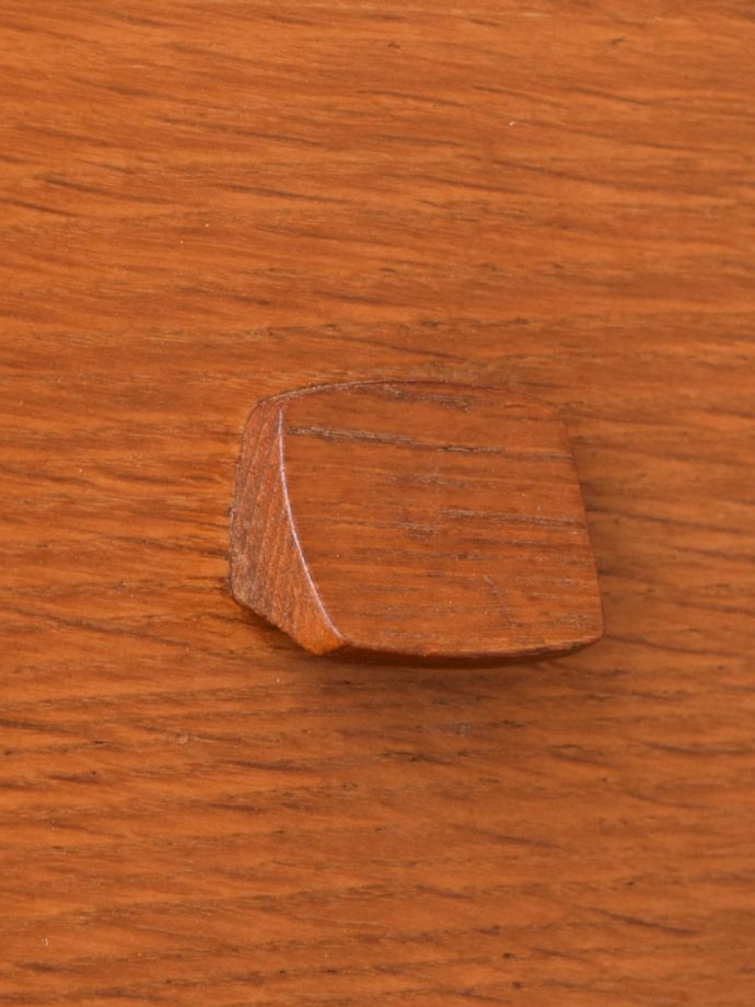 チェストのおしゃれな取っ手