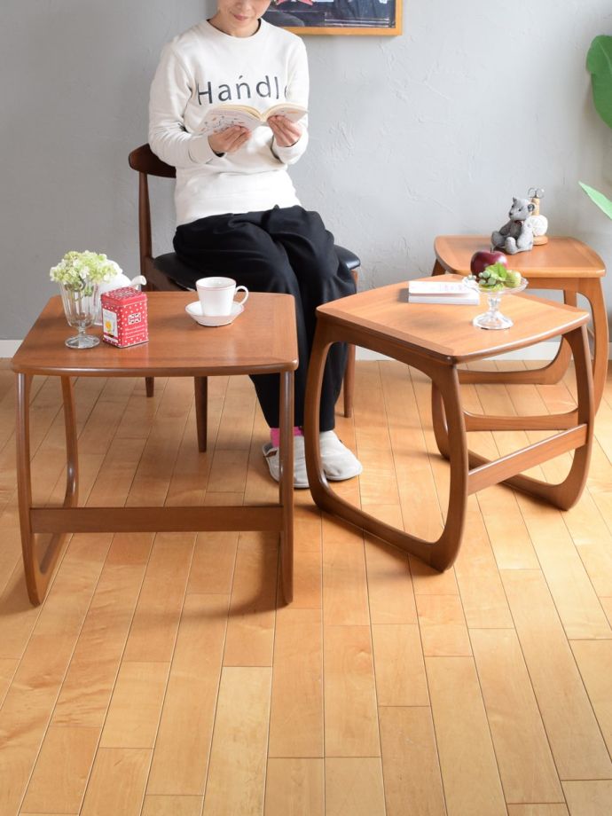 北欧スタイルのおしゃれなネストテーブル