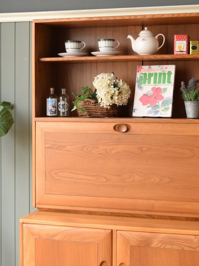 アーコール社のビンテージ家具