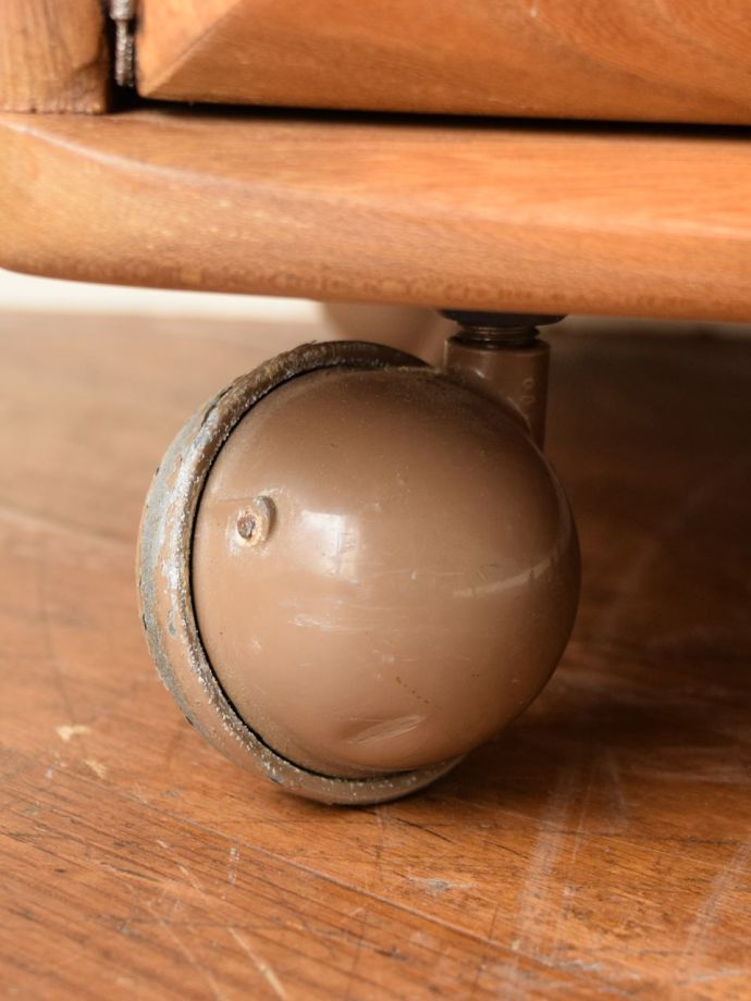 アーコールの家具の脚