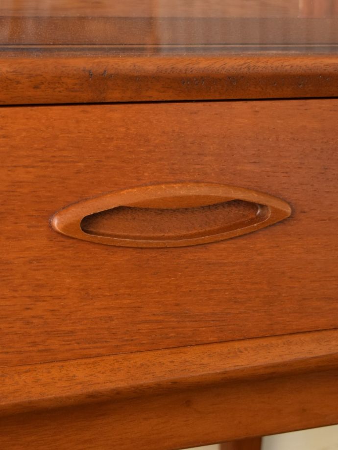 ビンテージキャビネットの取っ手