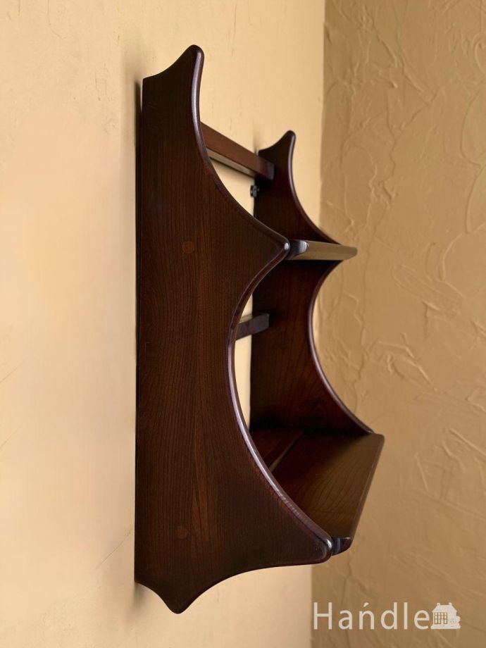 シェルフの側面