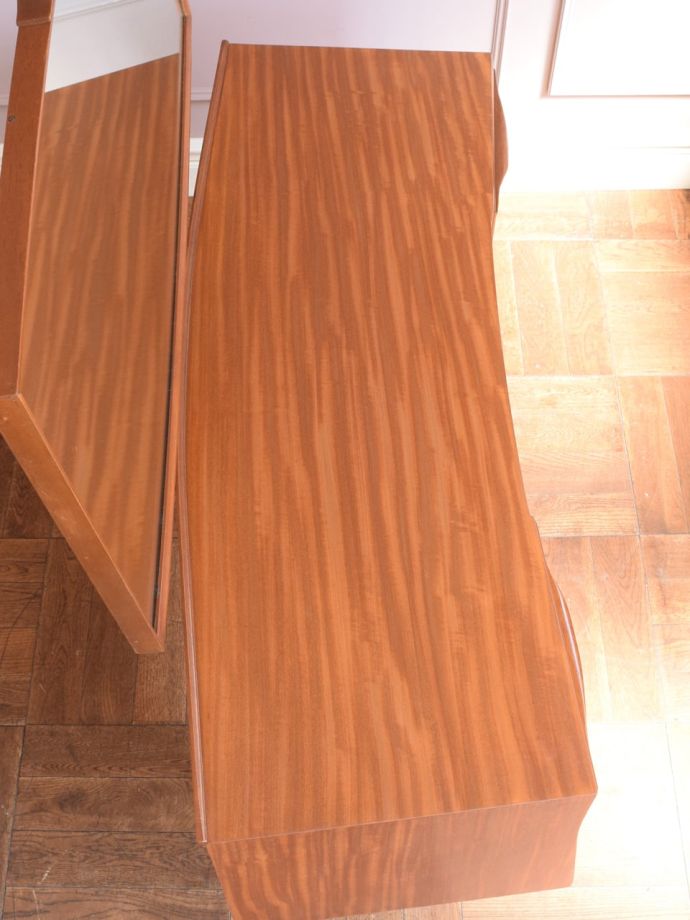 ビンテージ家具の天板