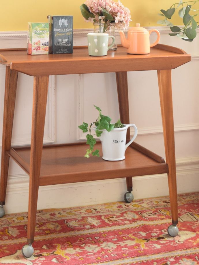 おしゃれなビンテージワゴン