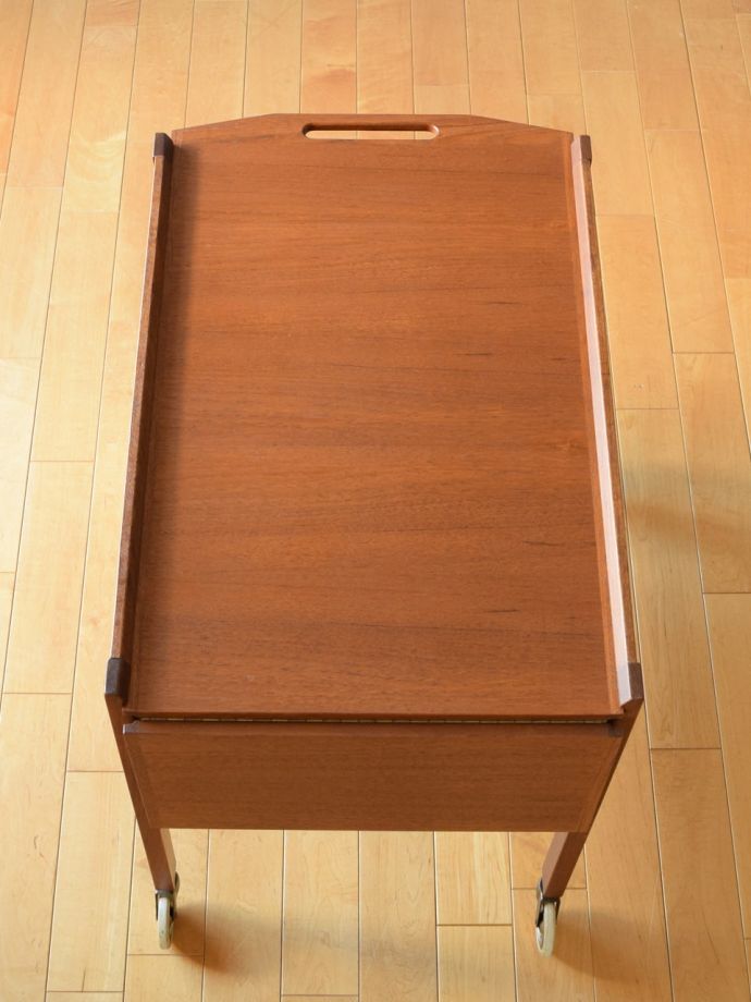 ビンテージワゴンの天板