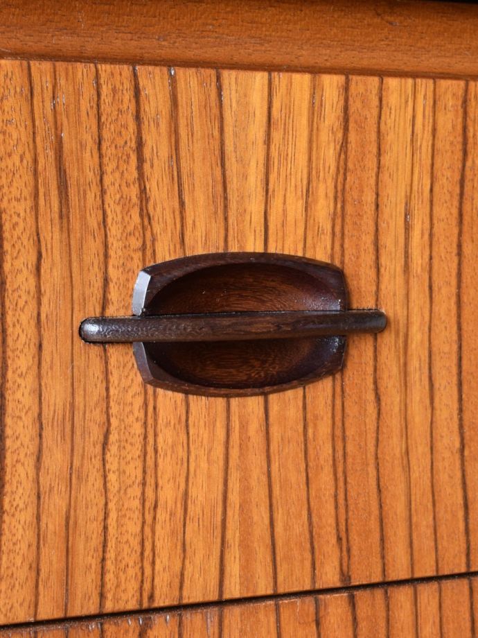 チェストのおしゃれな取っ手