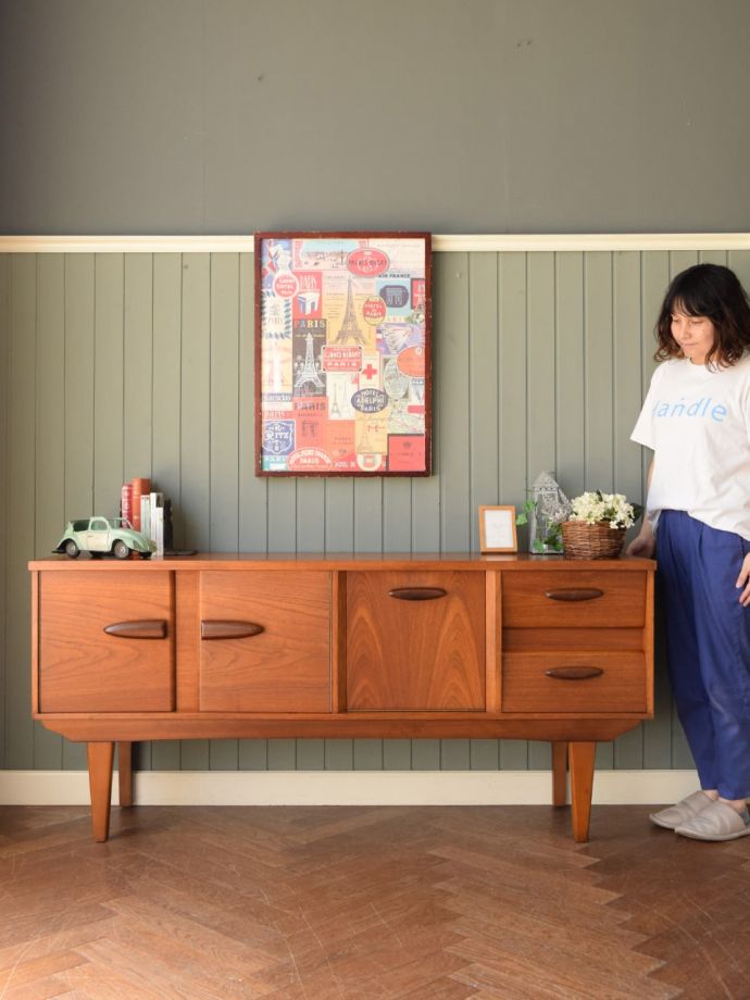 北欧スタイルのおしゃれなサイドボード