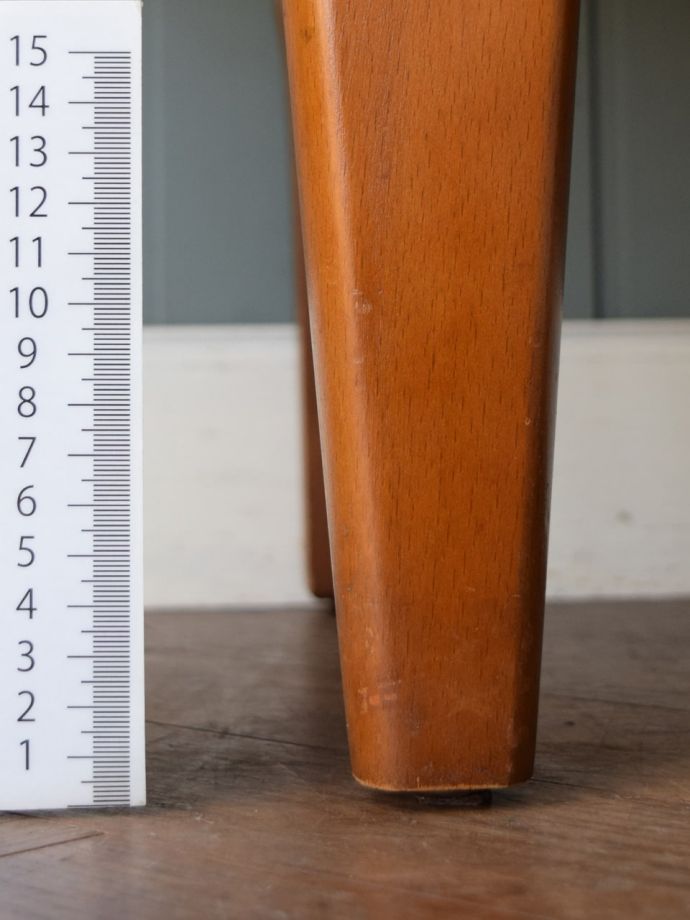 ビンテージ家具の脚